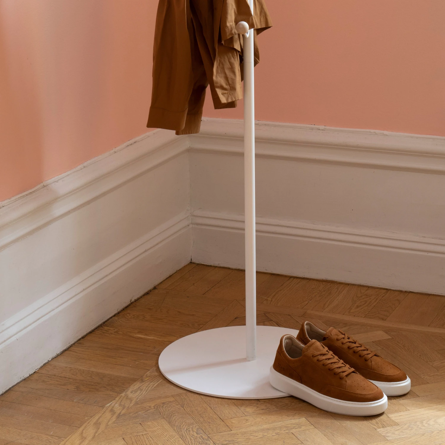 Maze Bill Floor Clothes Hanger 5 Maze Bill Floor Clothes Hanger - Image 3