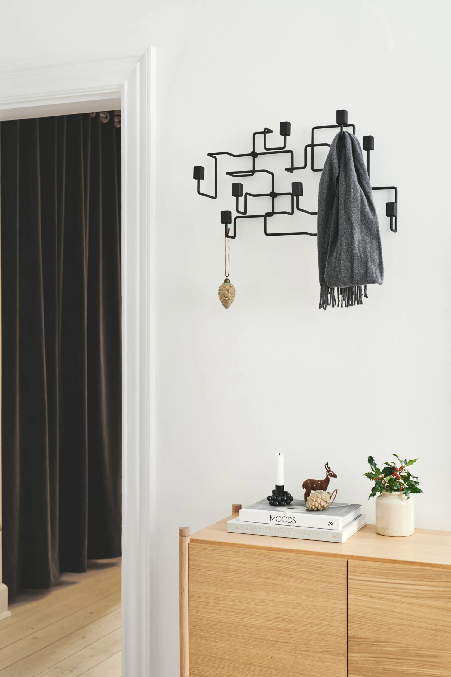 GEJST Sceene Bookcase C 5 GEJST Sceene Bookcase C - Image 3